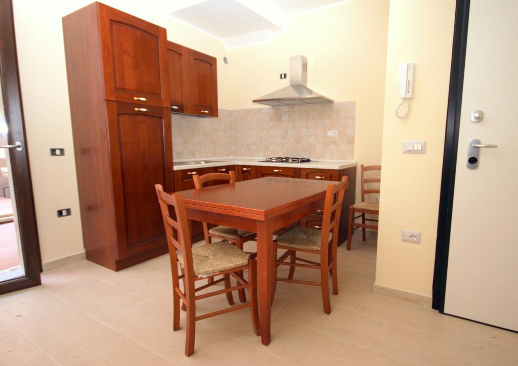 Il Girasole Villa SantʼAntìoco Cameră foto