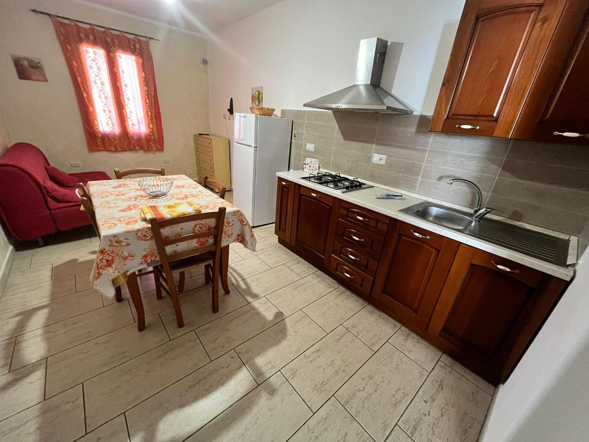 Il Girasole Villa SantʼAntìoco Cameră foto